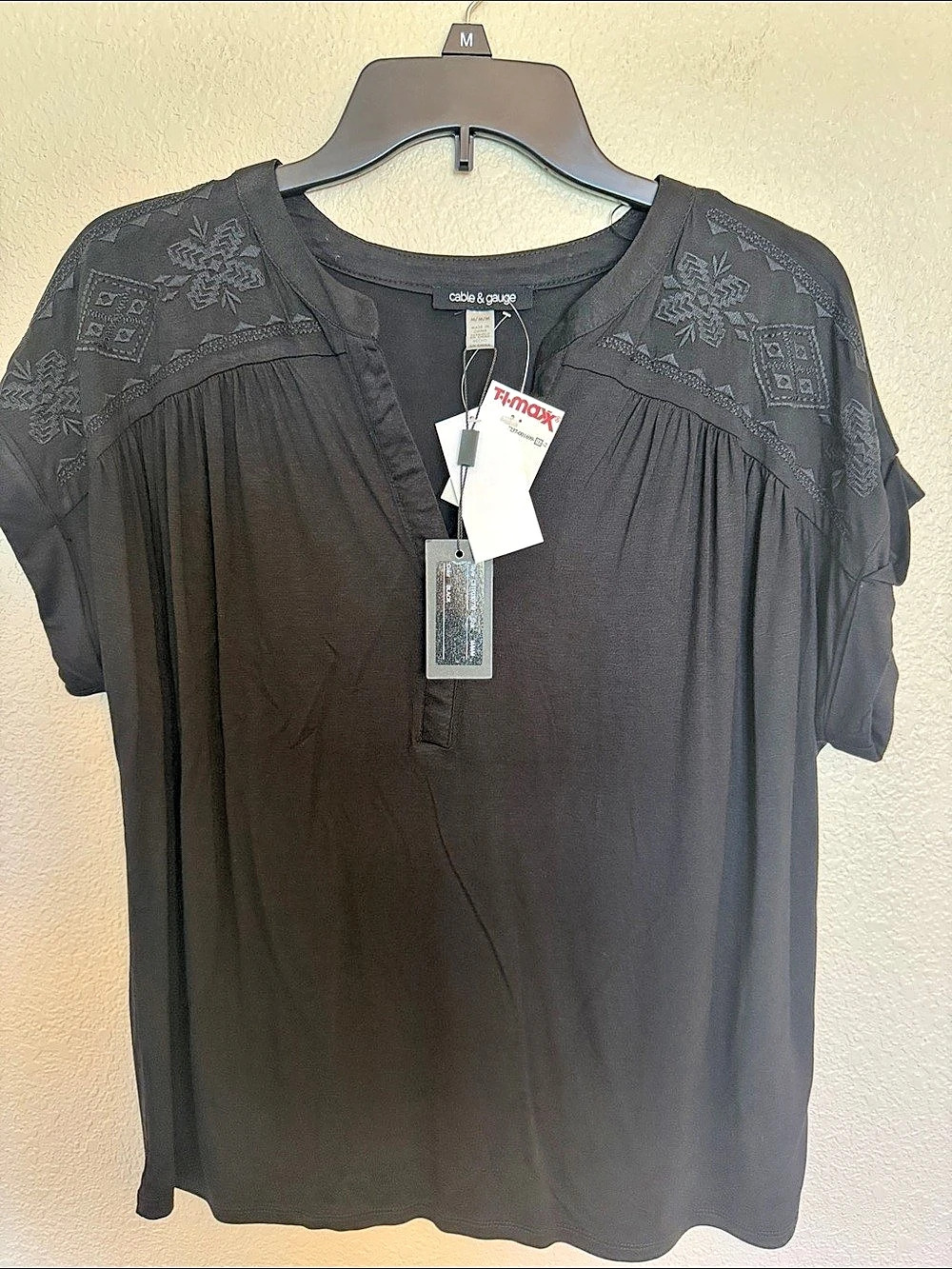 cable & gauge Embroidered Yoke V-Neck Short Sleeve Blouse Black Medium
